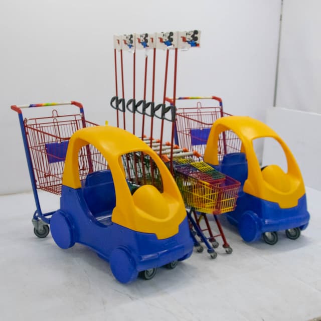 Комплект покупательских тележек Wanzl, детские (2 машины; 7 покупательских) арт. УТ-00089174 (Восстановленное 1 шт)